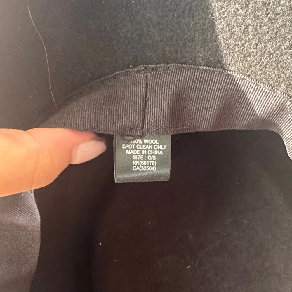 Black Wool Hat - Picture 4 of 6